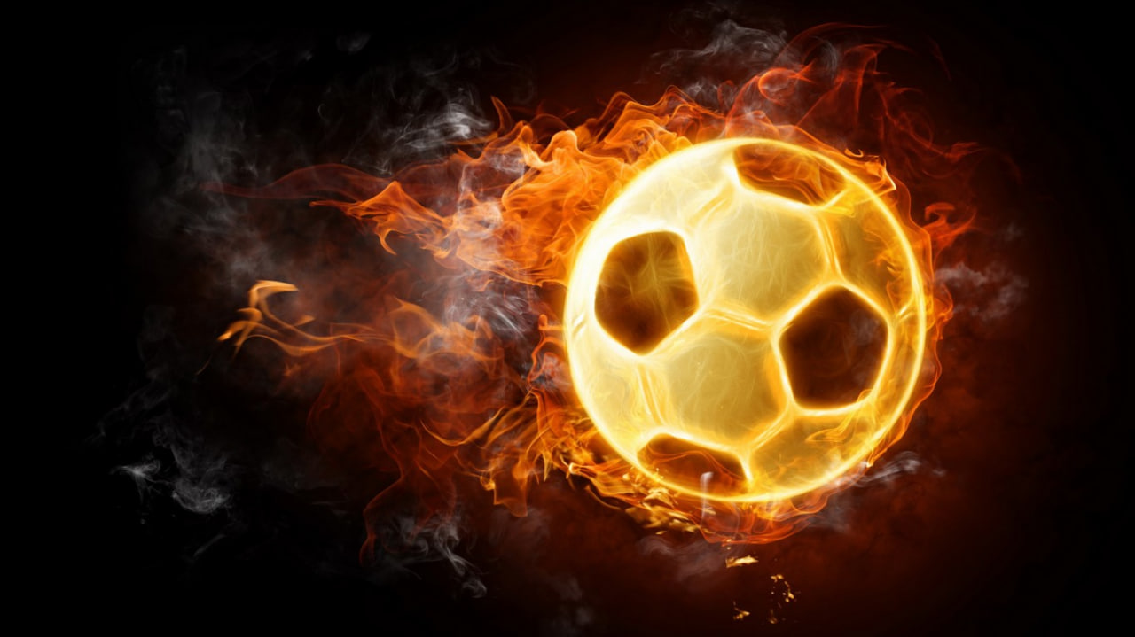 竞猜爱好者分析足球赛事数据